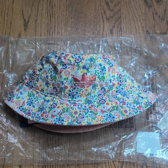 NWT Liberty Of London Floral Print Bucket Hat Adidas Originals Collab OSFY - Picture 2 of 10